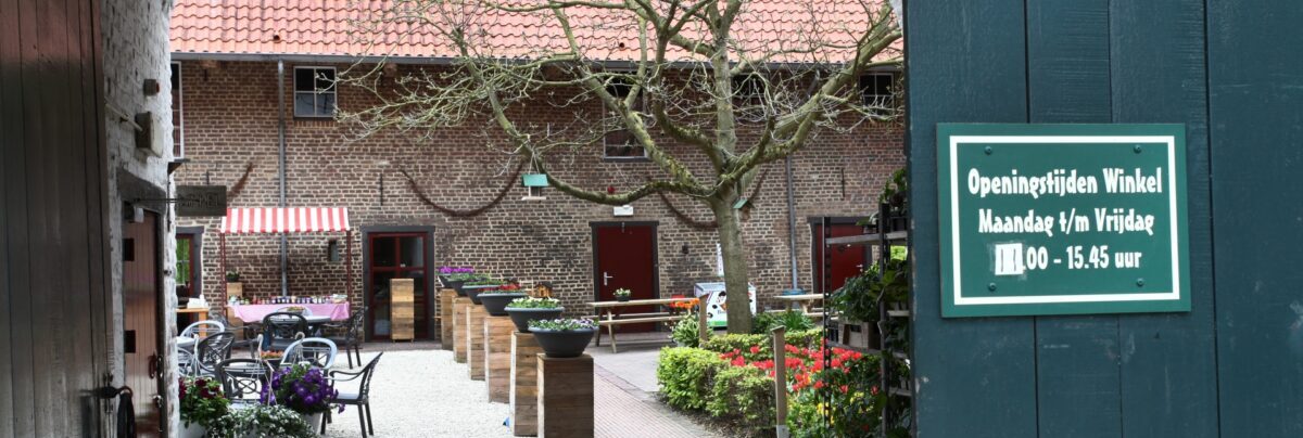 Vlaai bakken bij de Ophovenerhof